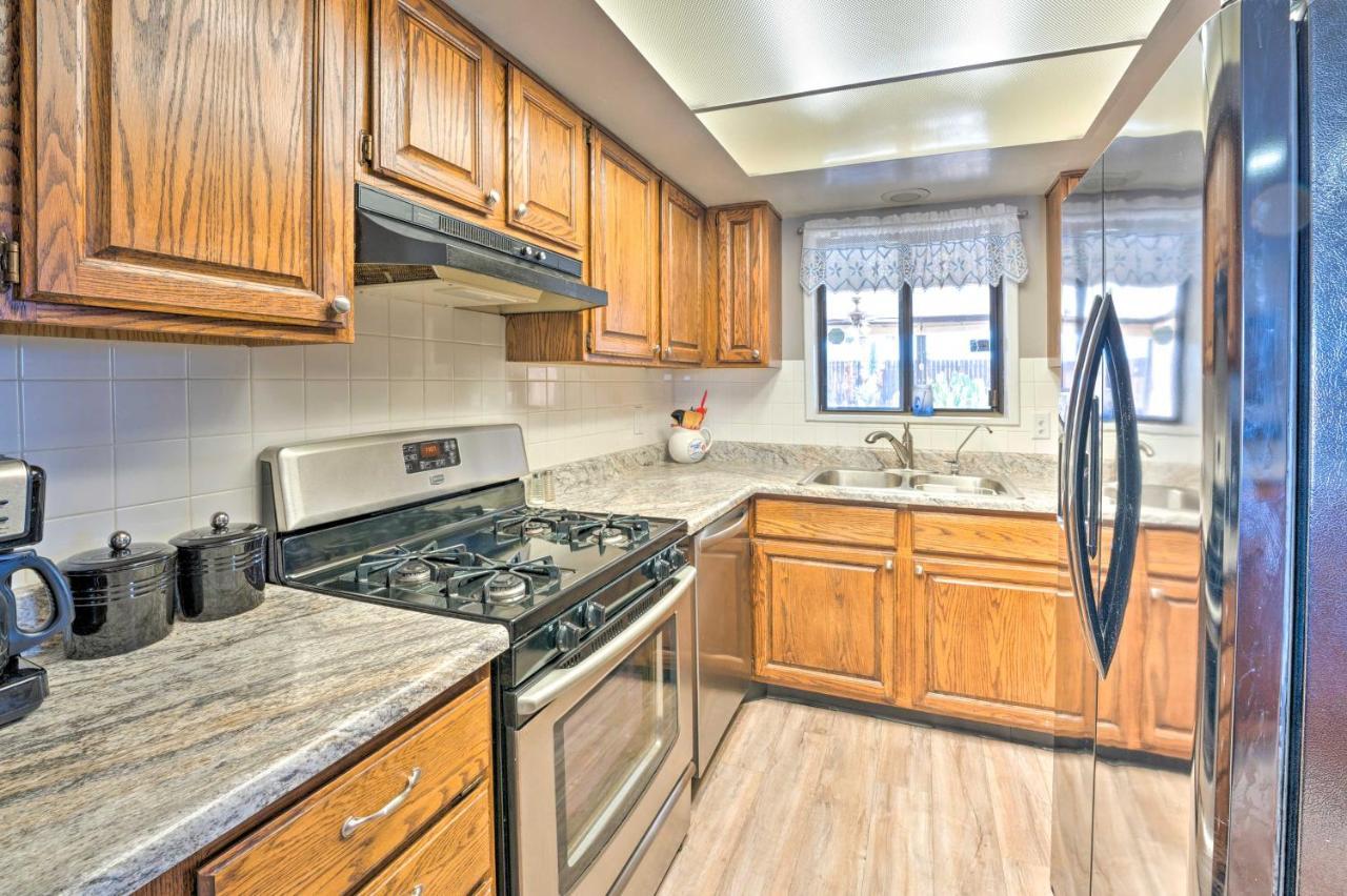 Lake Havasu Home With Pool - 2 Miles To Waterfront! Lake Havasu City Exterior photo
